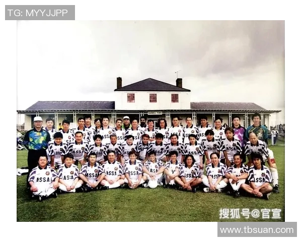 香港足球明星队8号的传奇故事与球场风采揭秘 香港足球明星队8号的传奇故事与球场风采揭秘