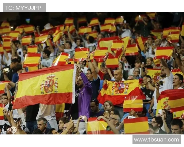 足球明星劈腿事件引发热议背后真相揭秘与公众反应分析 足球明星劈腿事件引发热议背后真相揭秘与公众反应分析