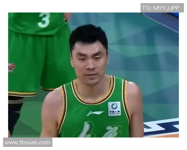 李晓旭的成长之路:从普通学生到篮球场上的闪耀明星 李晓旭的成长之路:从普通学生到篮球场上的闪耀明星