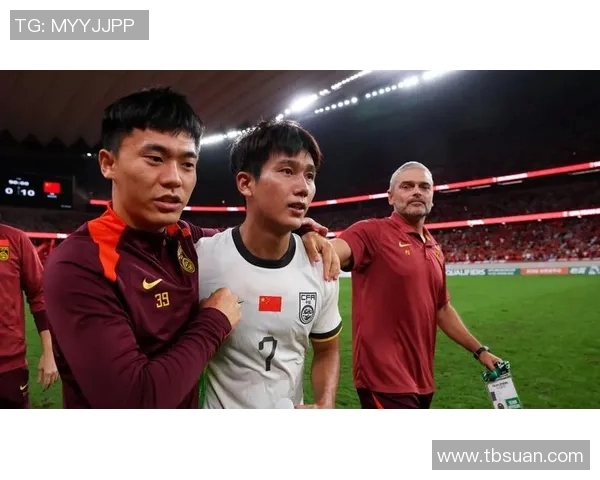 国足逆袭泰国乌龙球成关键时刻助力球队赢得胜利